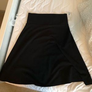 Solid black LuLaRoe Azure skirt